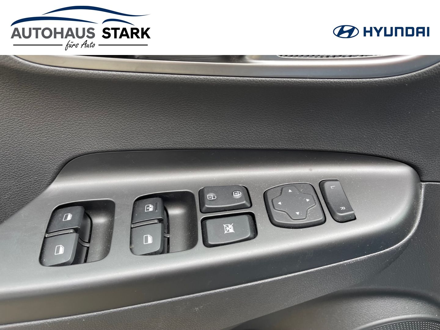 Fahrzeugabbildung Hyundai KONA Basis Elektro 2WD Kamera Klimaautomatik