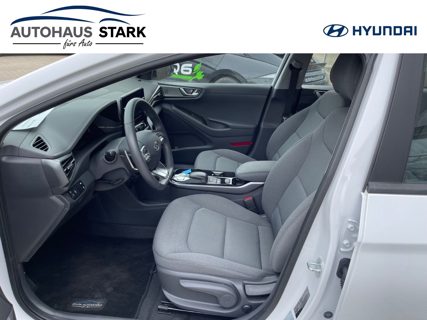 Fahrzeugabbildung Hyundai IONIQ Basis Elektro Klimaautomatik Kamera Tempo