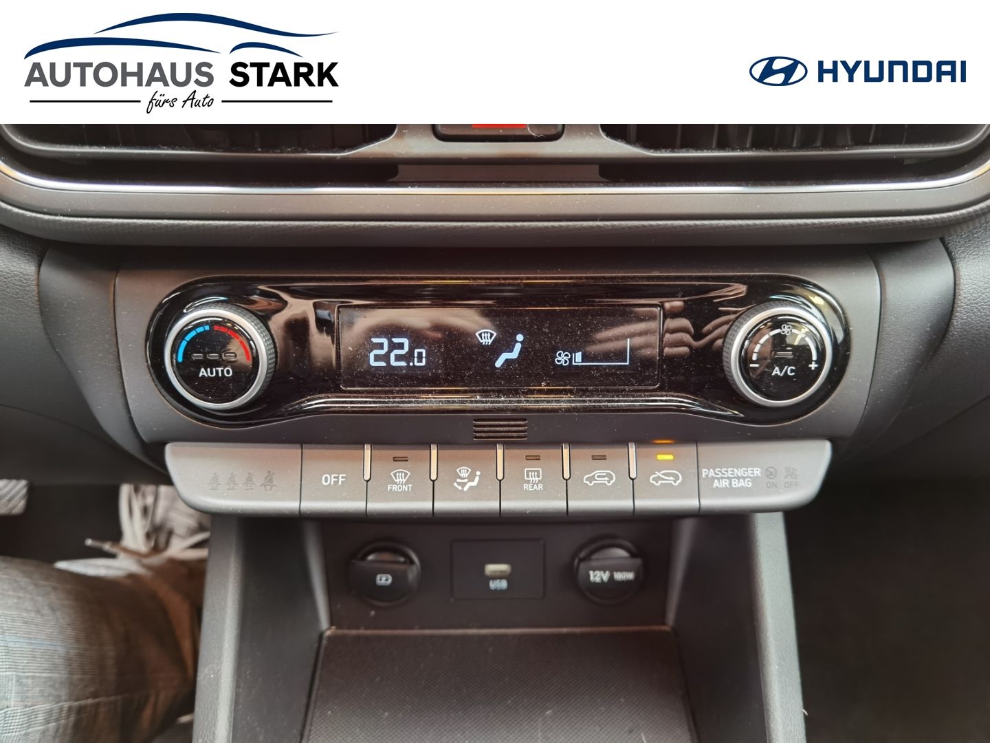 Fahrzeugabbildung Hyundai KONA Select 48V 2WD 1.0 T-GDi Winter-Paket Kamer