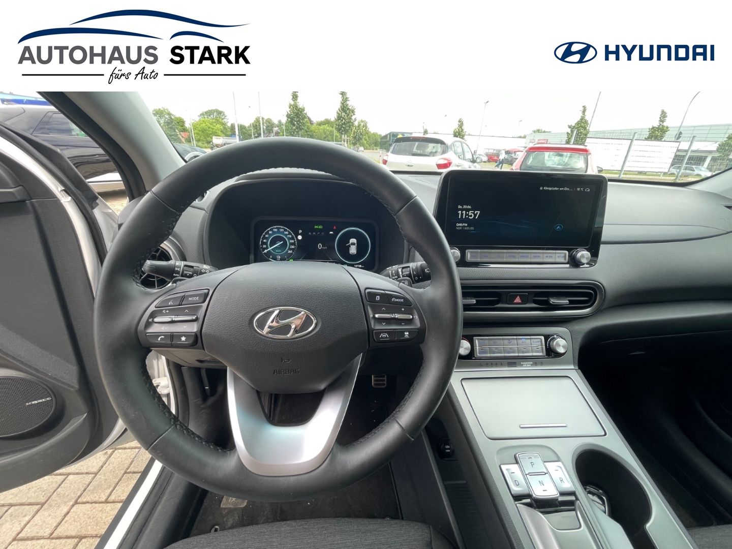 Fahrzeugabbildung Hyundai KONA Trend Elektro 2WD Navigations-Paket MY23