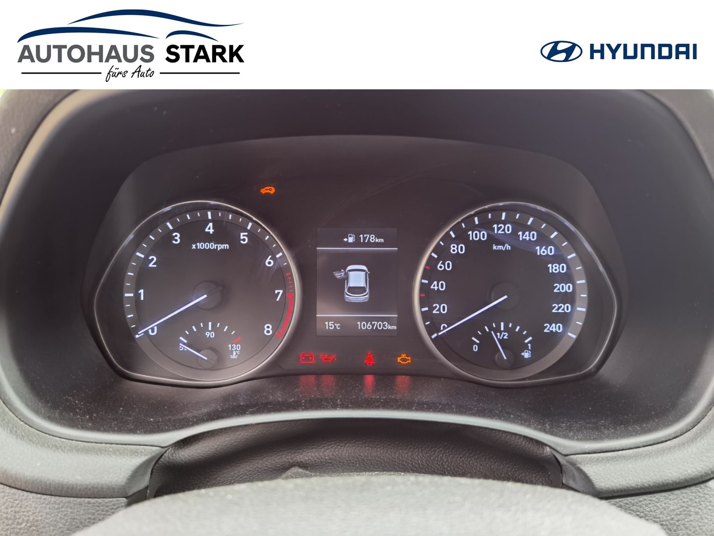Fahrzeugabbildung Hyundai i30 Intro 1.0 T-GDI Winterräder Navi Klimaaut SH